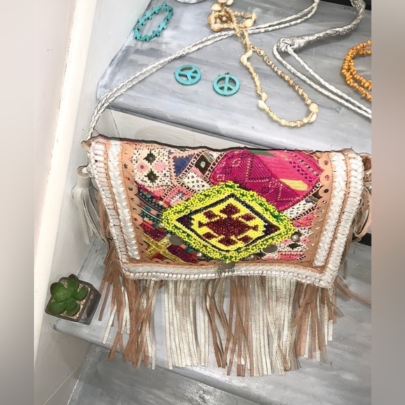 Boho Fringed Suede Patchwork Large Messenger Bag - Picture 4 of 11